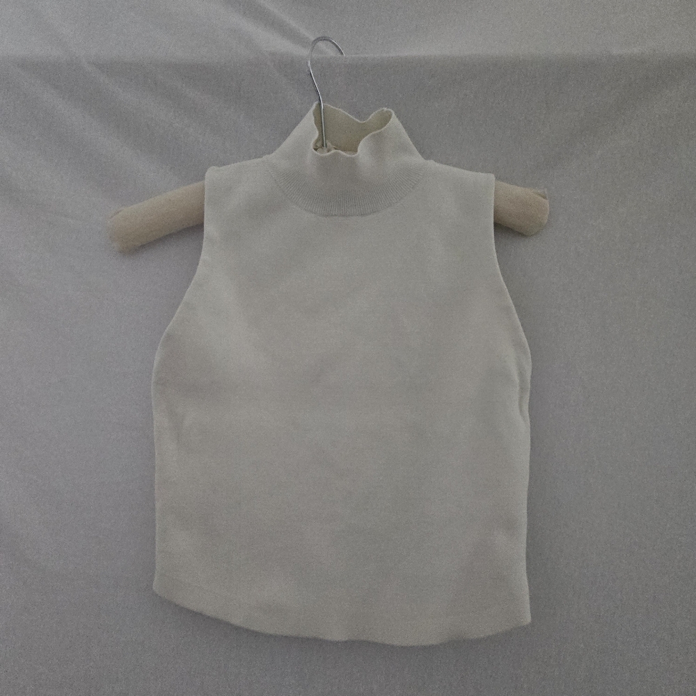 House of Harlow 1960 Ivory Sleeveless Turtleneck Top